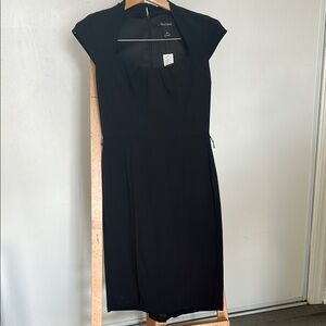 White House Black Market Chic Black Dress Tailored with Lining Size 2